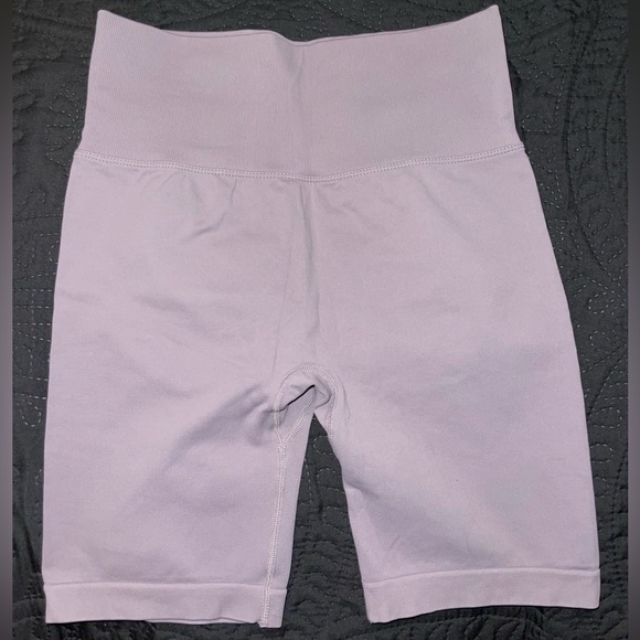 Gym shorts - Picture 2 of 5